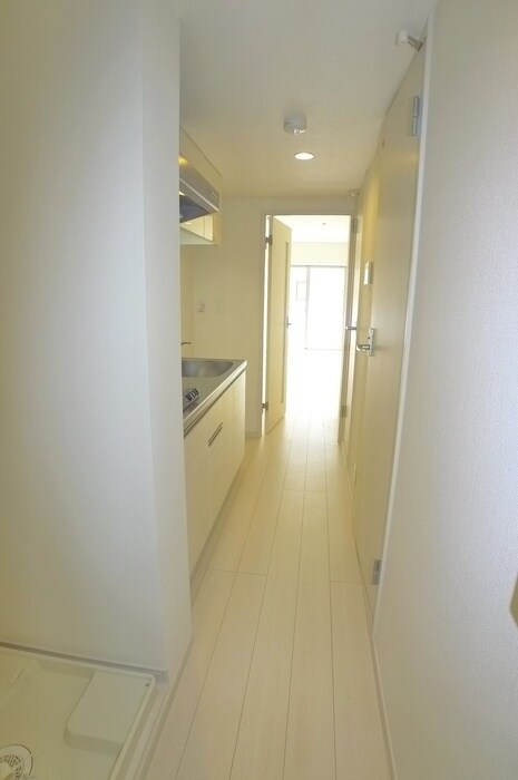 物件内観写真18　(廊下)