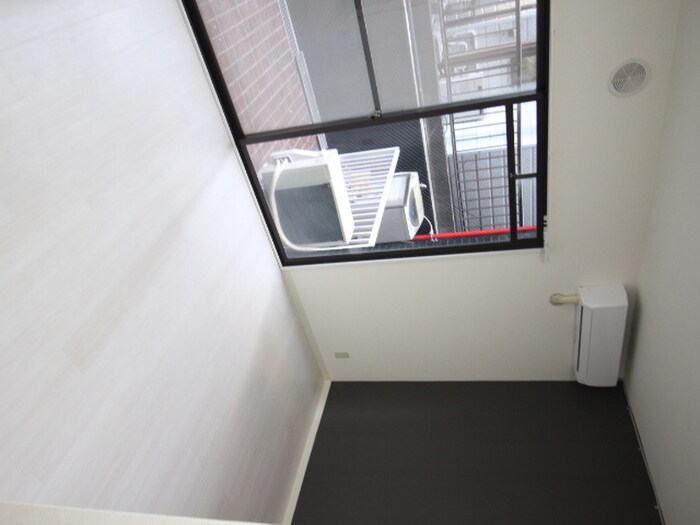 物件内観写真12　(居室)