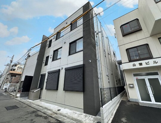 物件外観写真6　(外観写真)