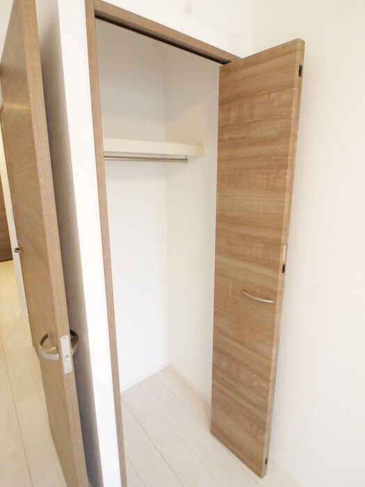 物件内観写真15　(収納)