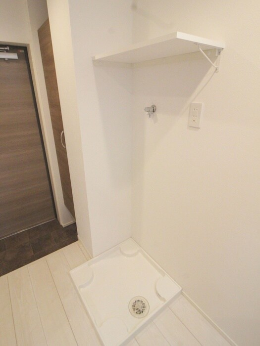 物件内観写真19　(洗濯機置場)