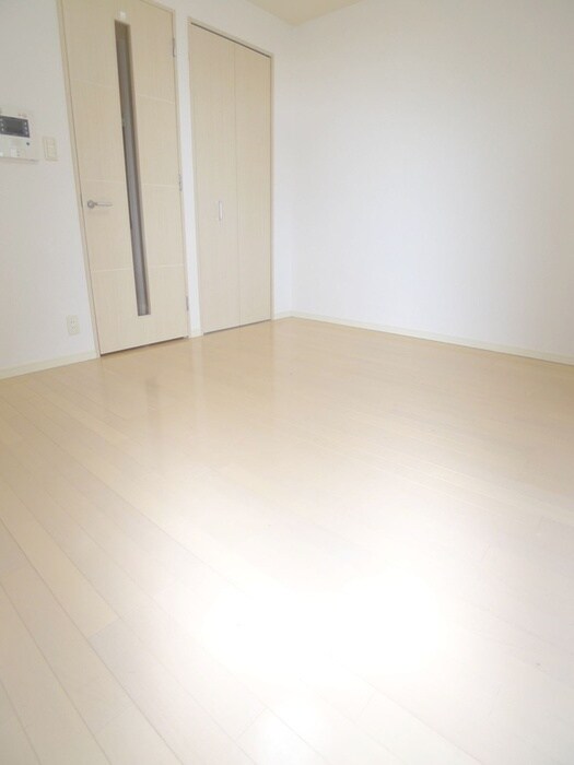 物件内観写真5　(居室)