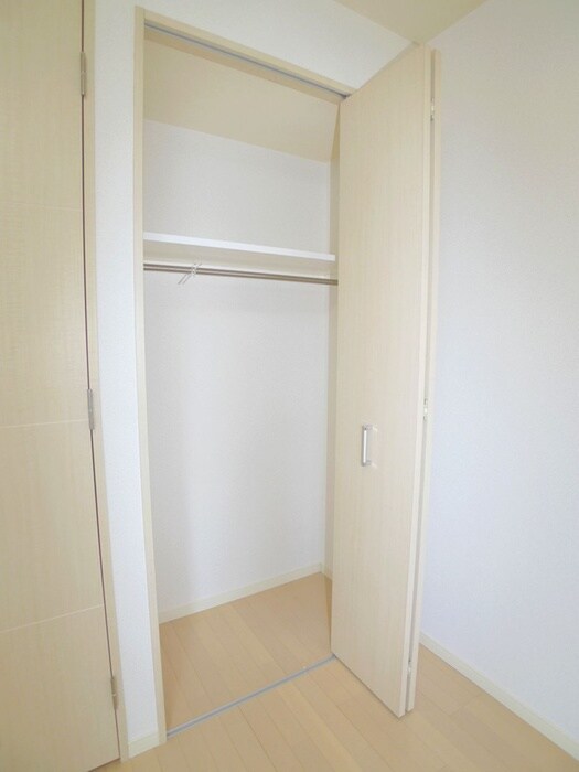 物件内観写真7　(収納)