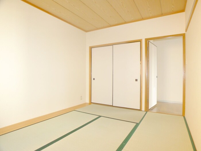 物件内観写真18　(居室)