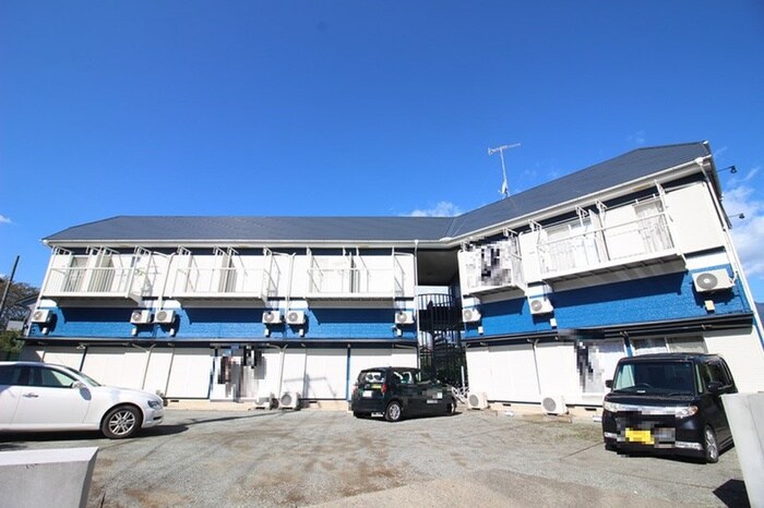 物件外観写真3　(駐車場)