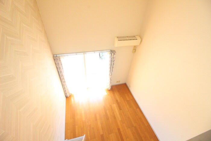 物件内観写真10　(居室)