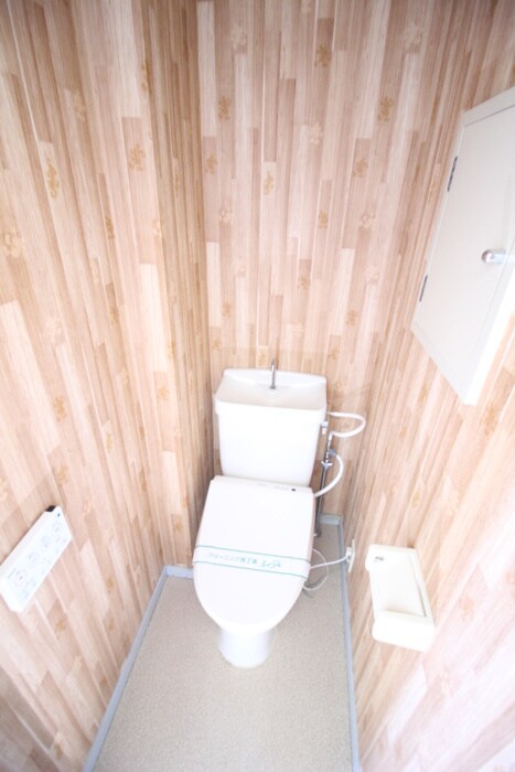 物件内観写真13　(トイレ)