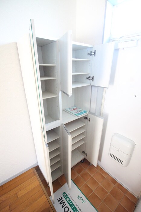 物件内観写真20　(靴箱)