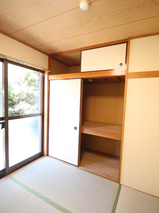 物件内観写真15　(収納)