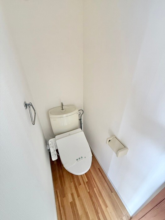 物件内観写真11　(トイレ)