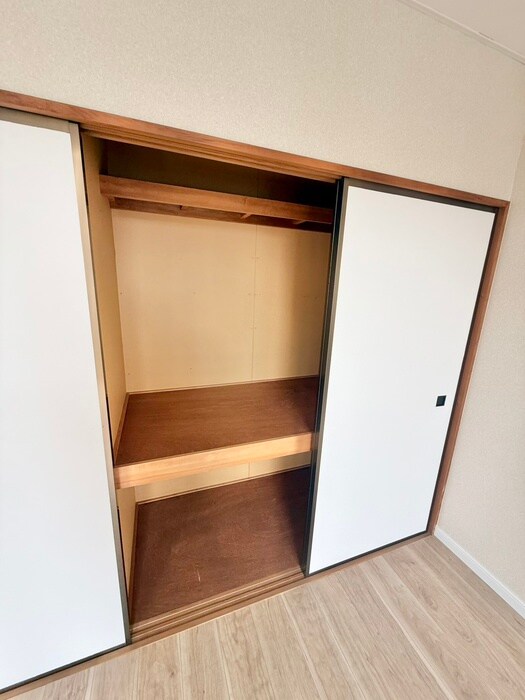 物件内観写真13　(収納)