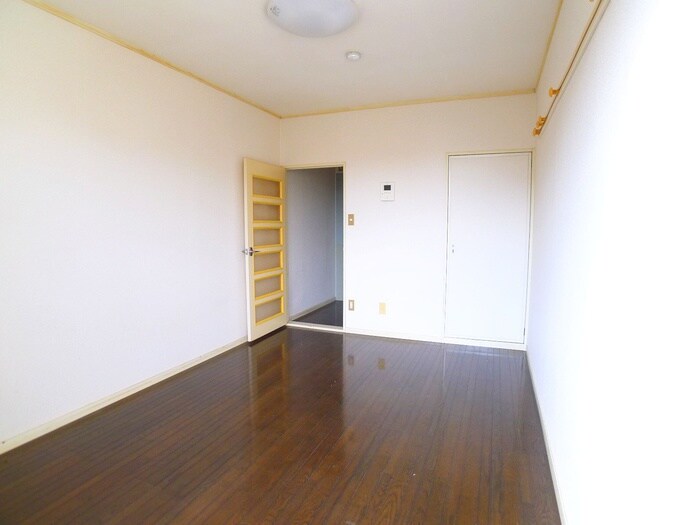 物件内観写真11　(居室)