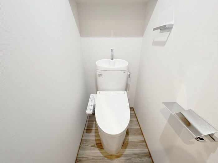 物件内観写真12　(トイレ)