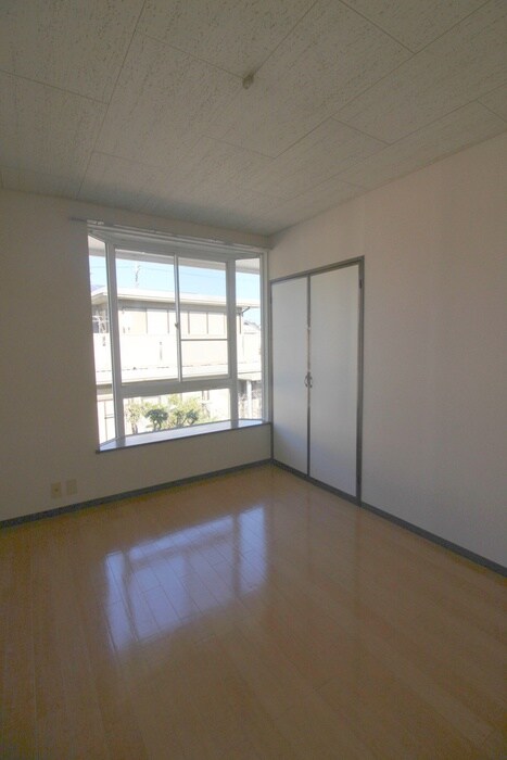 物件内観写真5　(居室)