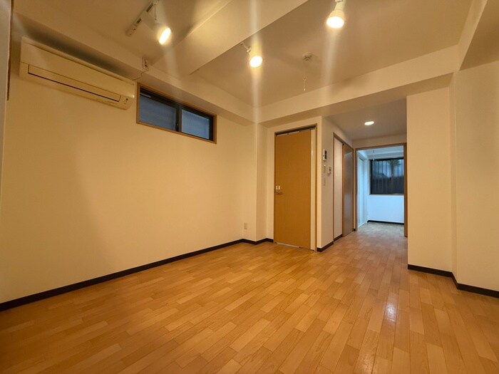 物件内観写真8　(内観写真)