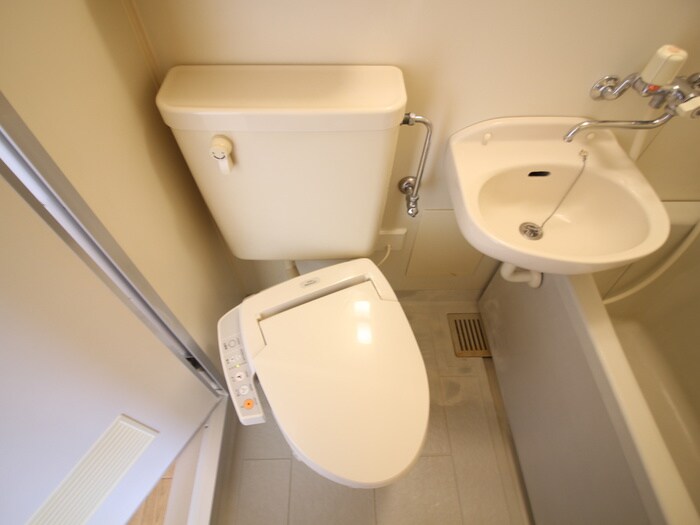 物件内観写真13　(トイレ)