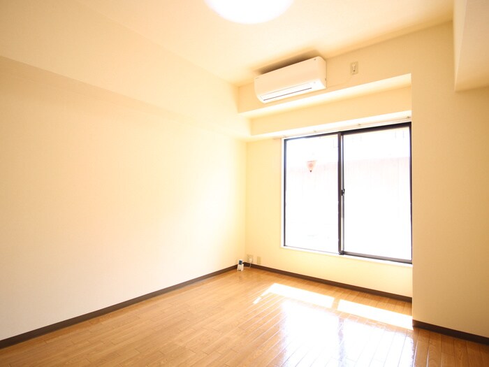 物件内観写真18　(居室)