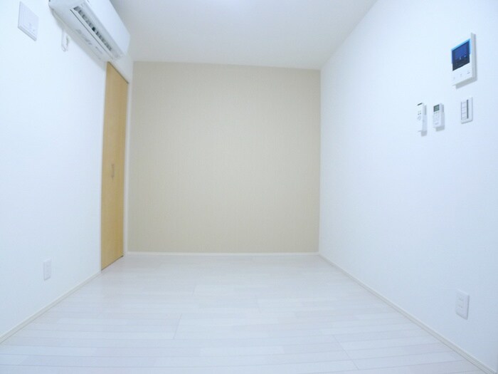 物件内観写真8　(内観写真)