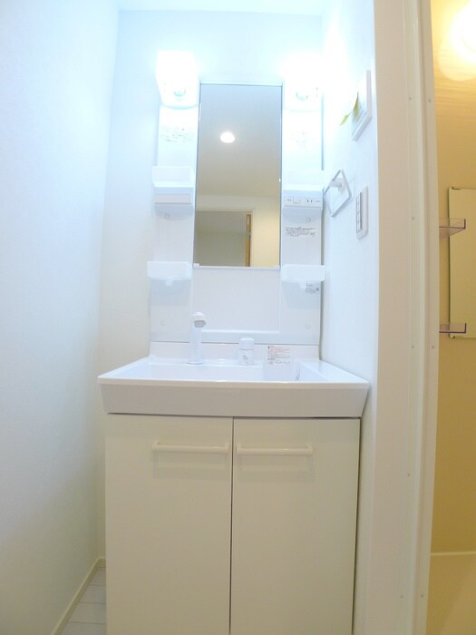 物件内観写真13　(洗面)
