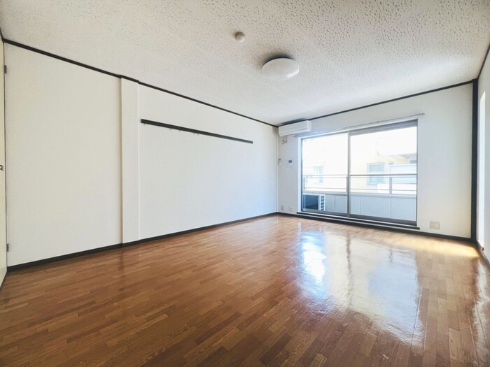 物件内観写真6　(居室)