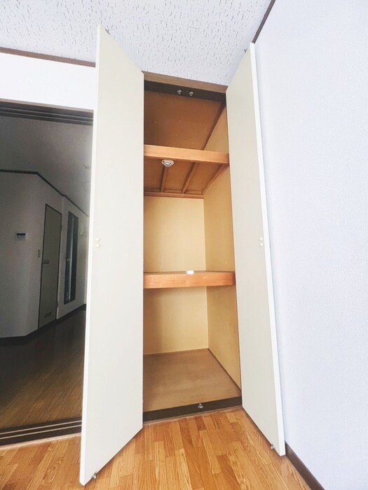物件内観写真9　(収納)