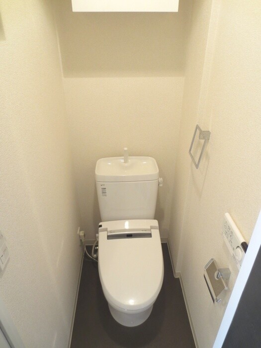 物件内観写真14　(トイレ)