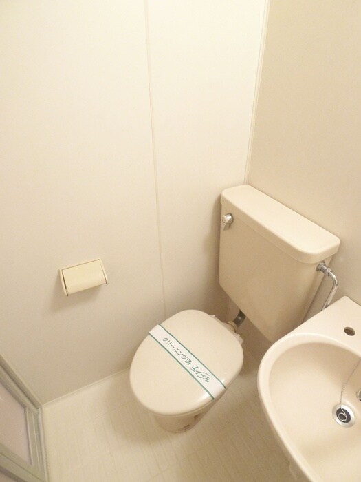 物件内観写真14　(トイレ)