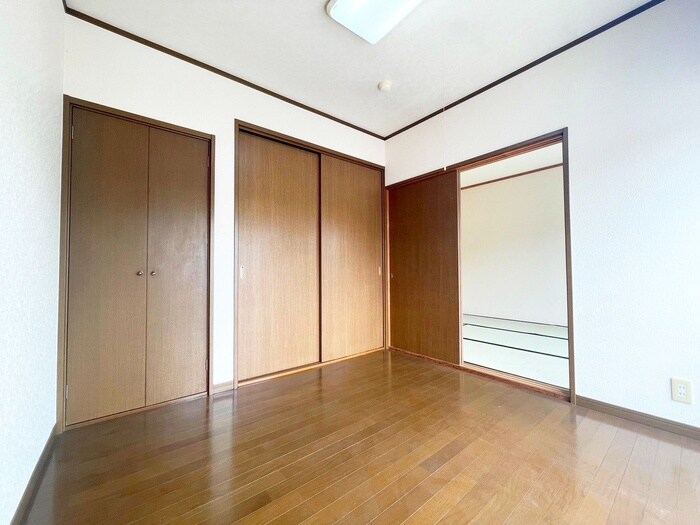 物件内観写真7　(居室)