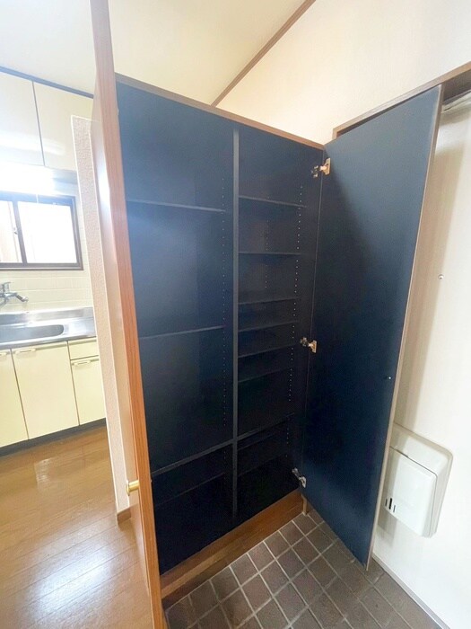 物件内観写真17　(靴箱)