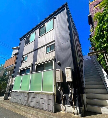 クレドメゾン大倉山外観写真