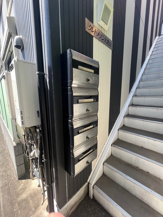 物件外観写真6　(エントランス部分)