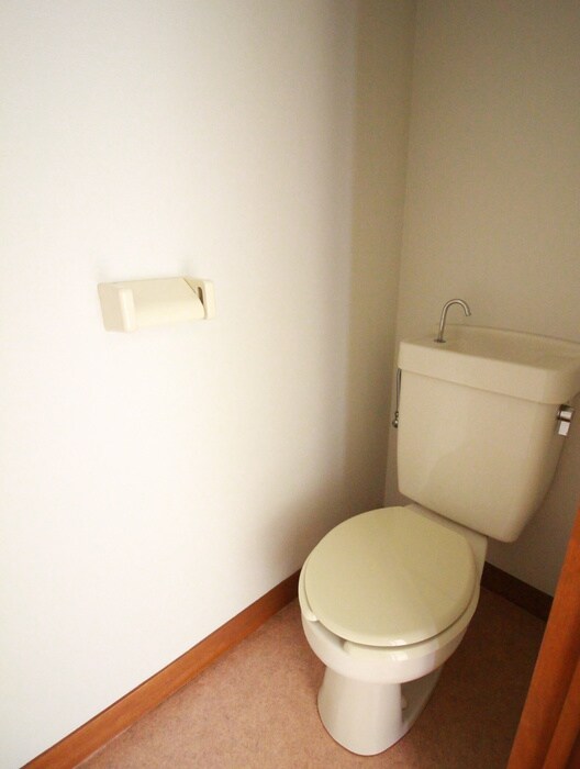 物件内観写真10　(トイレ)