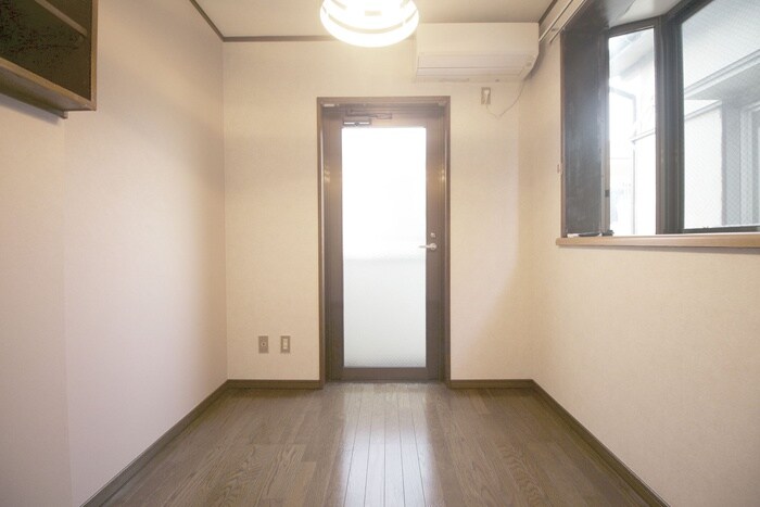 物件内観写真14　(居室)