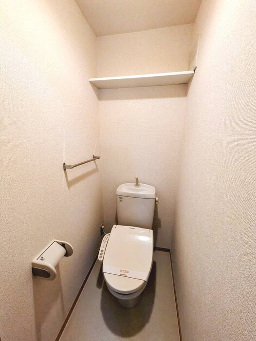 物件内観写真14　(トイレ)