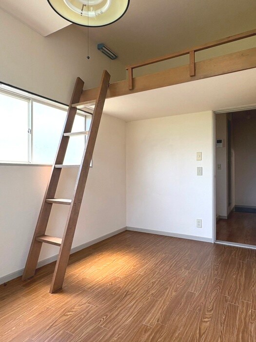 物件内観写真8　(居室)