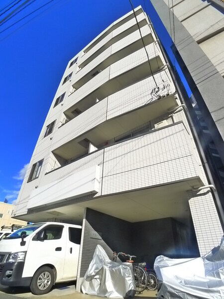 千匠ビル外観写真