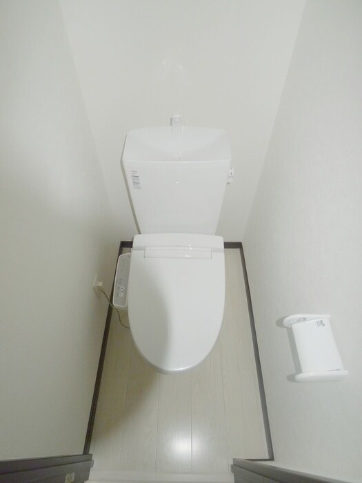 物件内観写真14　(トイレ)