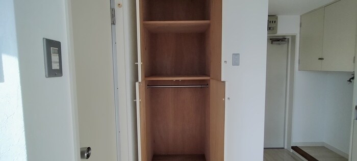 物件内観写真12　(収納)