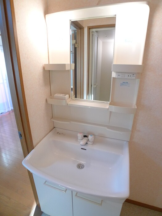 物件内観写真15　(洗面)