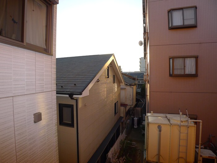 物件内観写真21　(室内からの展望)