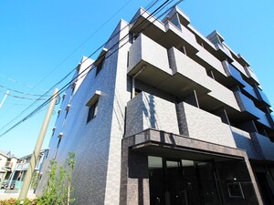 ルーブル三軒茶屋伍番館外観写真