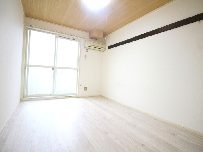 物件内観写真6　(居室)