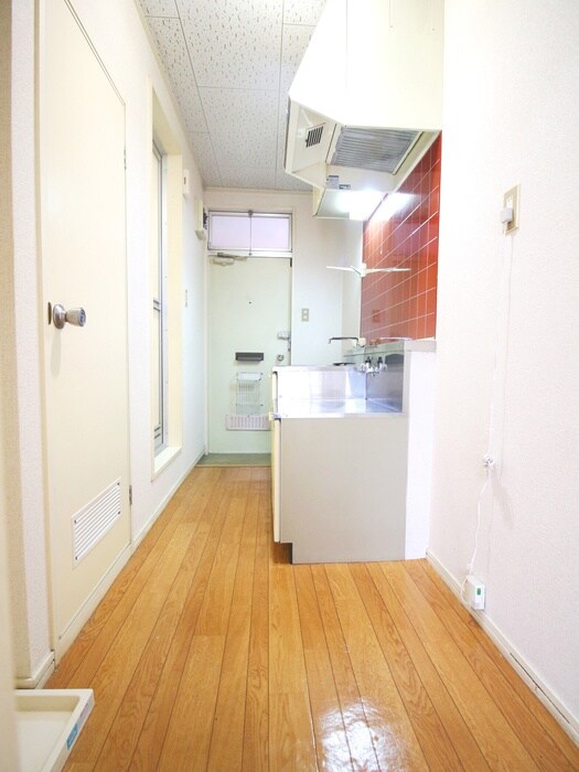 物件内観写真9　(廊下)