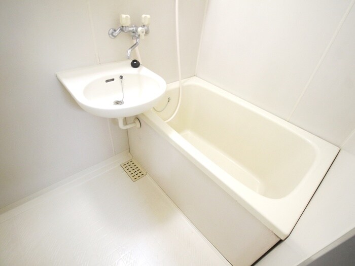 物件内観写真13　(バス／シャワールーム等)