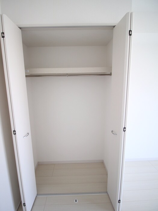 物件内観写真18　(収納)