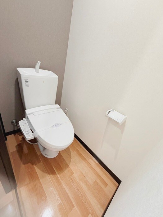 物件内観写真13　(トイレ)