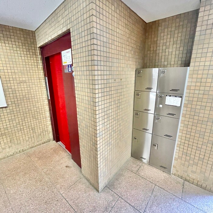 物件外観写真4　(建物設備)