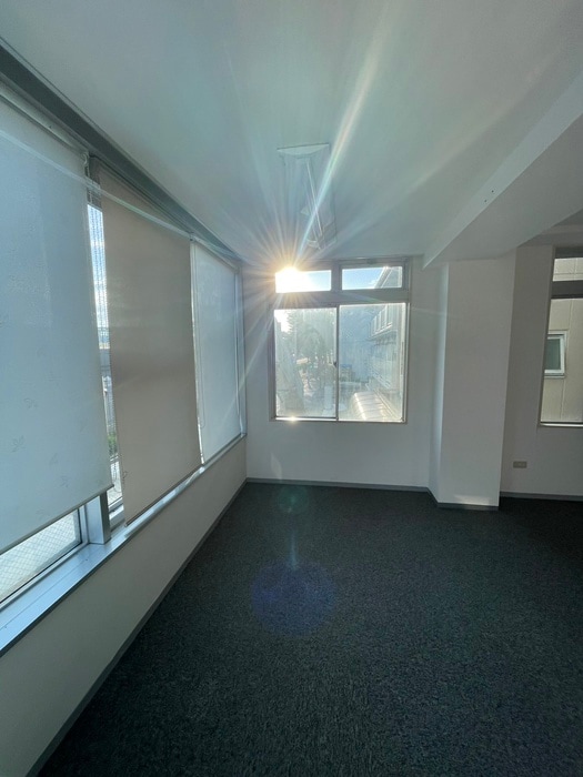 物件内観写真19　(居室)