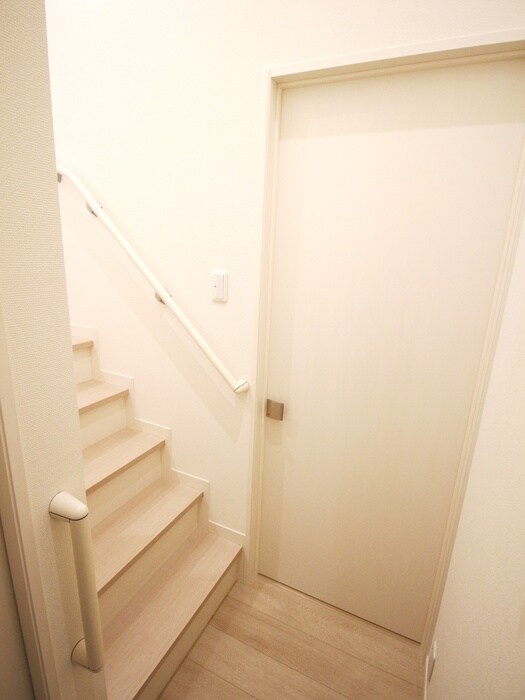 物件内観写真19　(廊下)