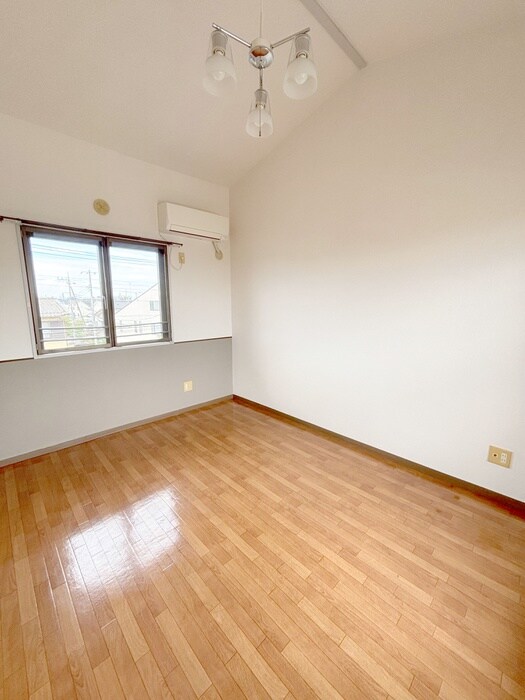 物件内観写真7　(居室)